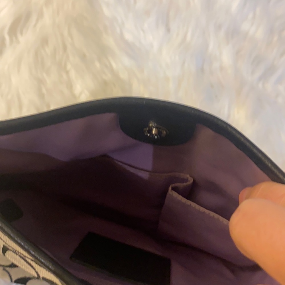 Coach Black Signature pattern crossbody bag - Picture 6 of 11